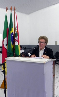 A Presidente do Conselho Municipal do Idoso, senhora Maria Dinora de Moura